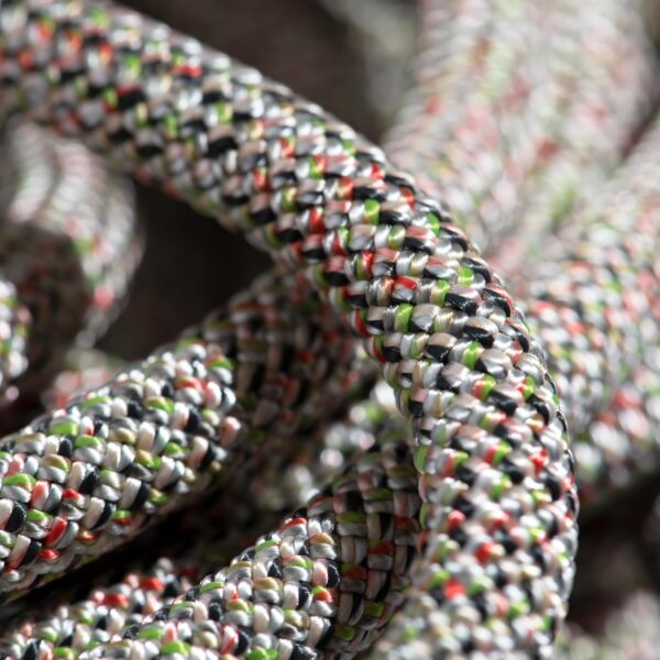 9.5  Classic Rope | Recycled Climbing Rope, Equipment for Outdoor Sports | 60 m - Image 2